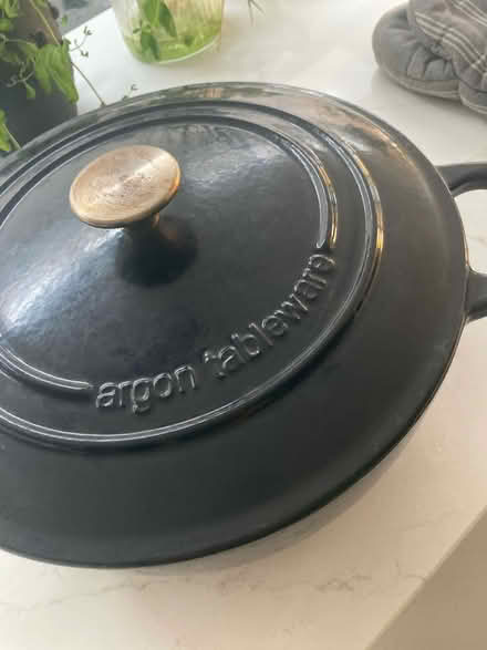 Photo of free Argon tableware pot (SE15) #3