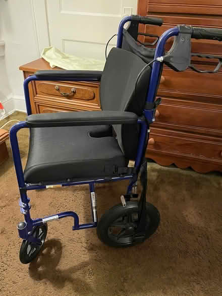 Photo of free DRIVE lightweight wheelchair (Woodside) #1