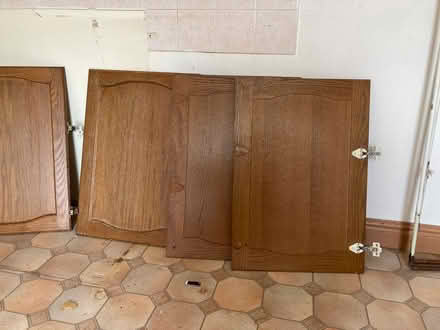Photo of free 5 kitchen cabinet doors (Poets MK40) #1