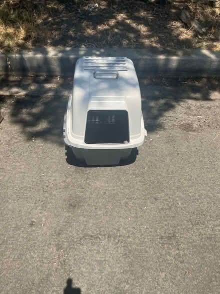 Photo of free Litter box (Winnetka) #1
