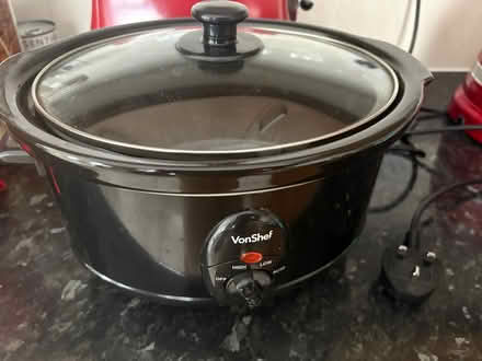 Photo of free Slow cooker (N17 - Bruce Grove) #1