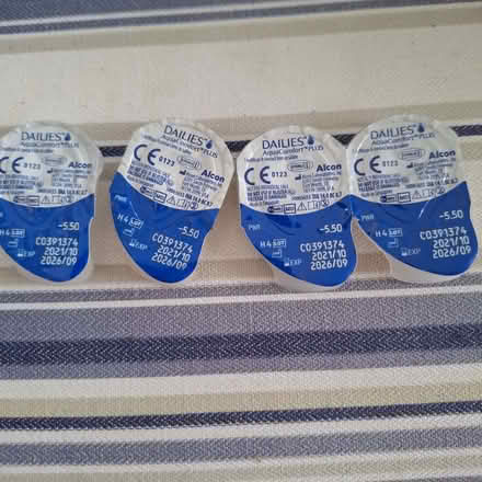 Photo of free Dailies contact lenses (BT17) #4