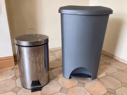 Photo of free Electric kettle and 2 pedal waste bins (Poets MK40) #2