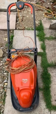 Photo of free Lawnmower (Slyne-with-Hest LA2) #1