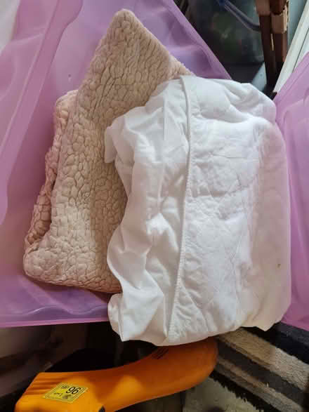 Photo of free Single bed mattress cover n blanket (Lostock Hall PR5) #1