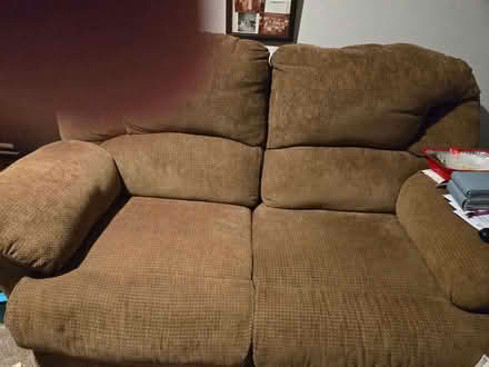 Photo of free Lovesear (200 terrapin Grove unit 102) #1