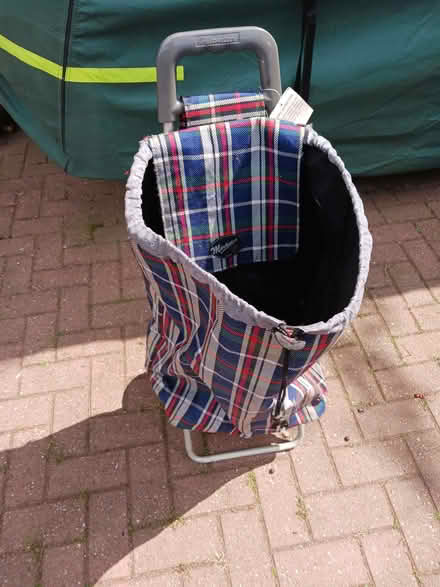 Photo of free shopper bag on wheels (Parkfield WV4) #1