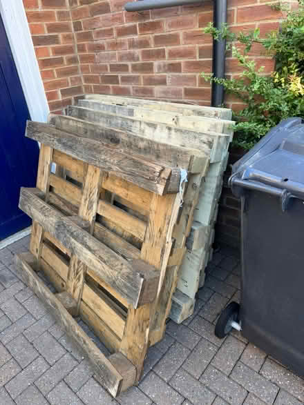 Photo of free Pallets (HA7 4WU) #1