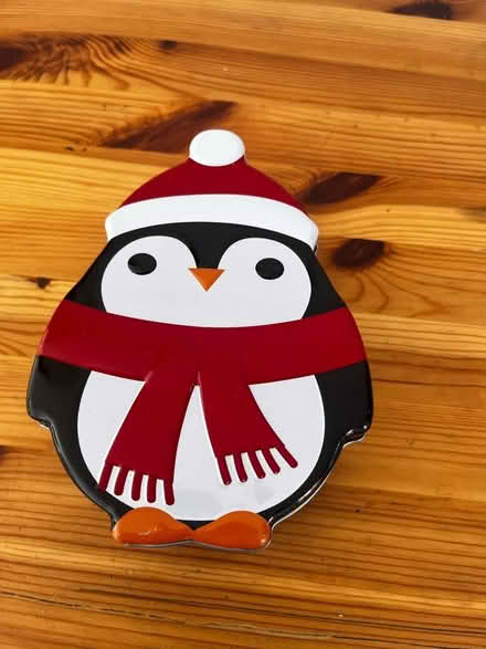 Photo of free Penguin tin (Wollaton NG9) #1