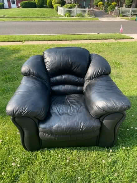 Photo of free Leather Armchair (Levittown) #1