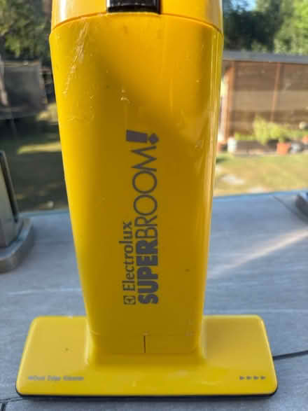 Photo of free Mini vacuum cleaner (Berkhamsted, HP4) #2