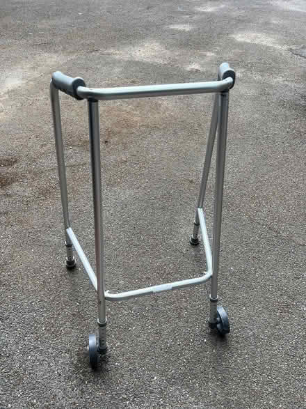 Photo of free Zimmer frame (Didcot) #1