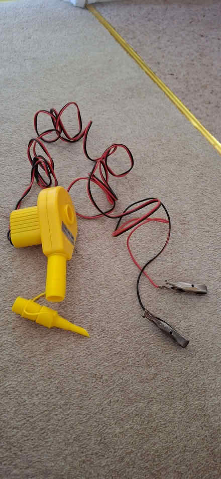 Photo of free 12 volt electric air pump (Lower Broadheath WR2) #2