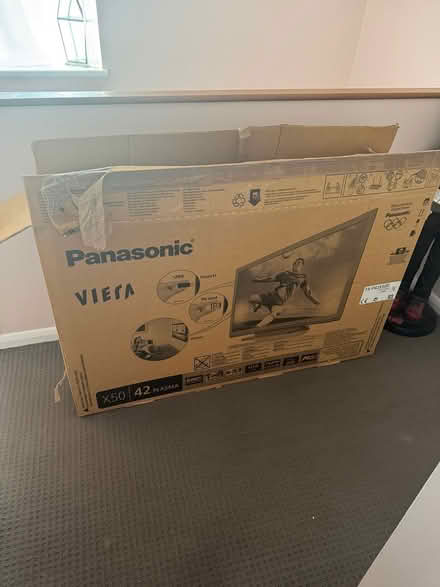 Photo of free 42 Inch Plasma tv (Medway Kent ME8) #1