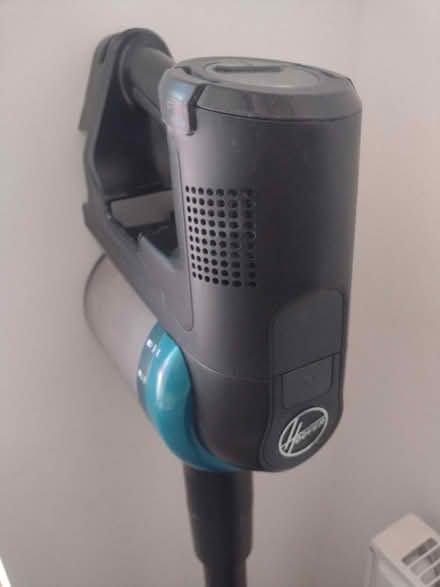 Photo of free Hoover HF4 Cordless Stick Vacuum (SO50) #1