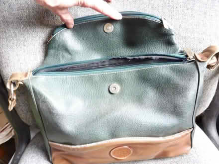 Photo of free green leather handbag (Glasgow G43) #2