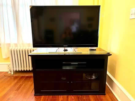 Photo of free Samsung HDTV (Girard Estates South Phila) #1