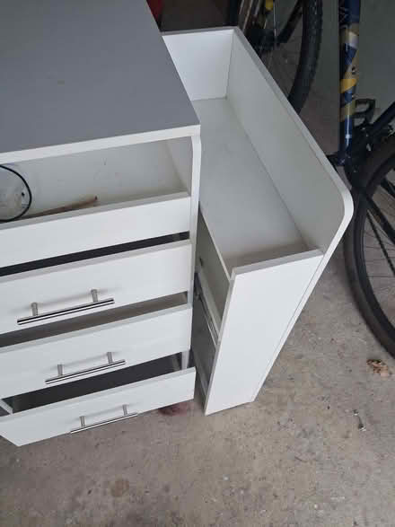 Photo of free Dressing table (Eastwood SS9) #1