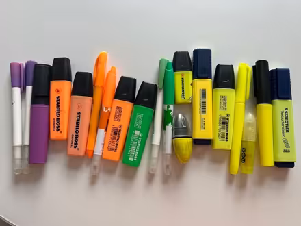 Photo of free Highlighter pens (CM1 Broomfield) #1