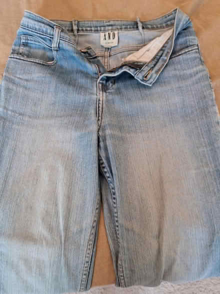 Photo of free Women's Jeans (Mount Pleasant Go, Brampton) #2