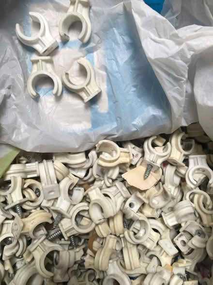Photo of free Used 15mm Pipe Clips (CT10) #1