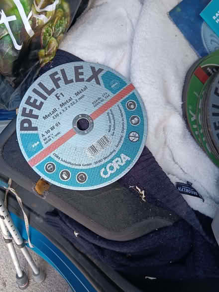 Photo of free Metal and Stone cutting discs (New Park HG1) #1