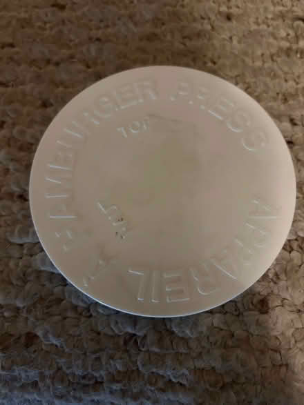 Photo of lid for hamburger press (L5L 5P5) #1