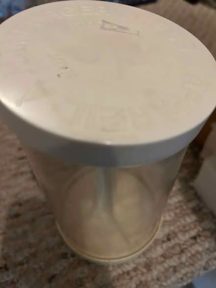Photo of lid for hamburger press (L5L 5P5) #3