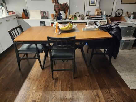 Photo of free Mid Century DR table (East Hampton) #1