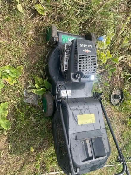 Photo of free Petrol lawnmower not starting (Harefield UB9) #1