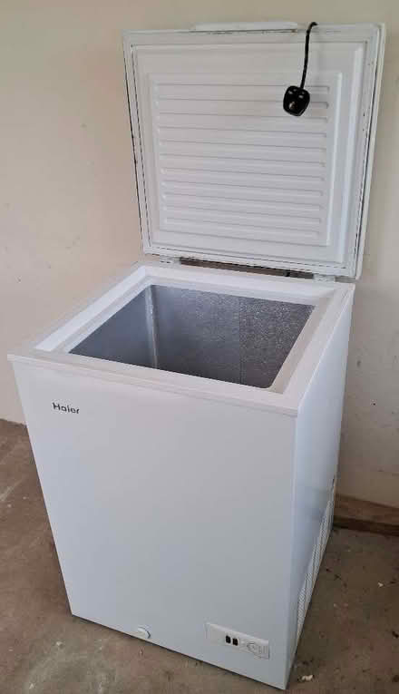 Photo of free Chest Freezer (Ludgvan) (Penzance TR20) #1