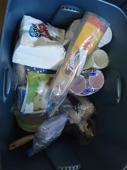 Photo of free many COOKOUT items, old & new (N side of Eureka in Maple Lawn) #4