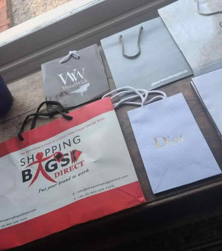 Photo of free Various branded gift bags (Neasden NW10) #2