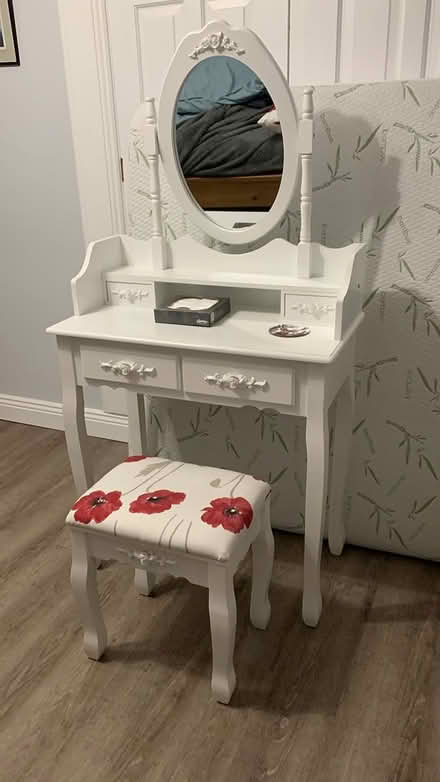 Photo of free Dressing table and stool (Hornsby CA8) #1