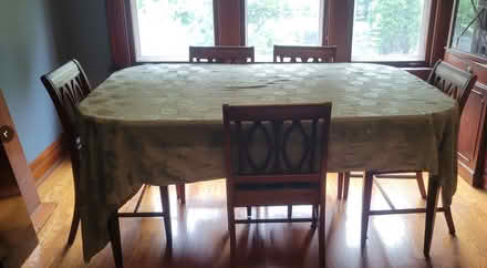 Photo of free Dining room table and chairs (North side of Elmhurst) #1