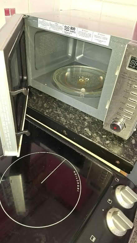 Photo of free Microwave. (Gillingham ME7) #2