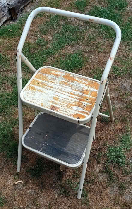 Photo of free 2 Step Ladder (Harlington UB3) #1