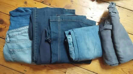 Photo of free Maternity clothes (Woodhill SE18) #3
