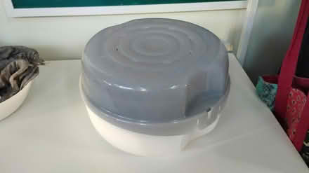 Photo of free MAM bottle microwave sterilizer (Woodhill SE18) #1