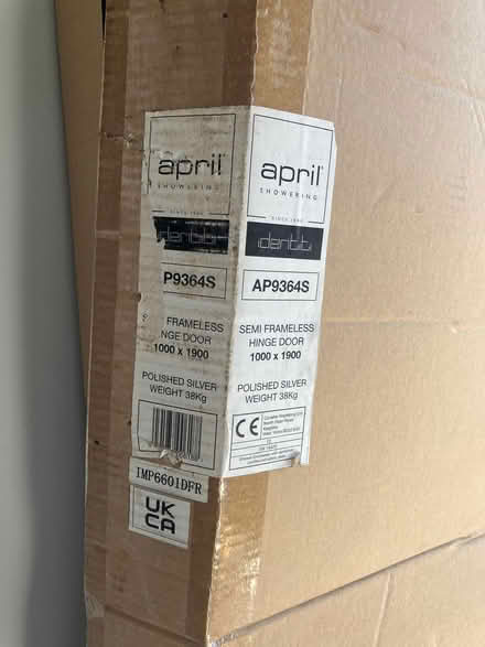 Photo of free Shower screen (OX10) #3