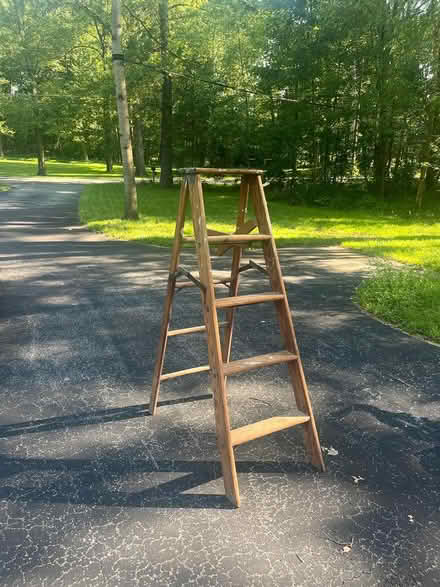 Photo of free ladder (Red Hook) #1