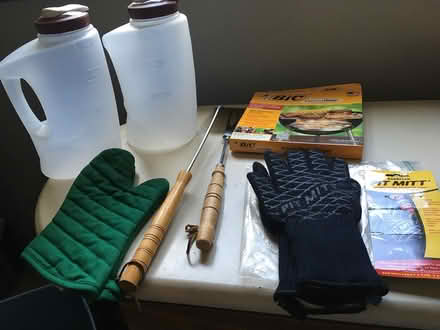Photo of free many COOKOUT items, old & new (N side of Eureka in Maple Lawn) #3