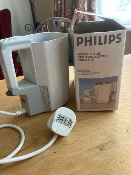 Photo of free Mini kettle (Parkstone, Poole. BH14.) #3