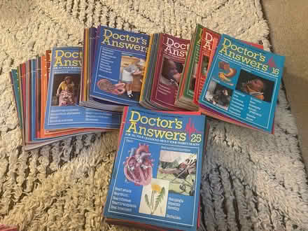 Photo of free ‘Doctors answers’ old magazines (Acton W3) #1