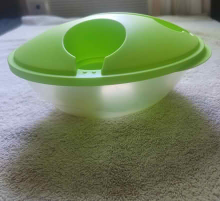 Photo of free Lunchware for Salad w/ Sauce Cup (West 7th) #3