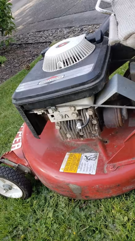 Photo of free 21" 3.5hp Snapper walk behind mower (Kirkland Highlands) #4