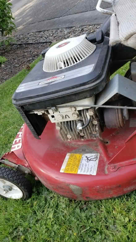 Photo of free 21" 3.5hp Snapper walk behind mower (Kirkland Highlands) #4
