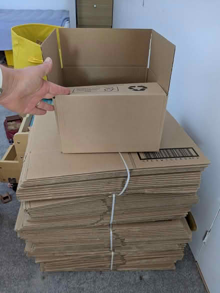 Photo of free Parcel boxes (new) (Calne SN11) #1