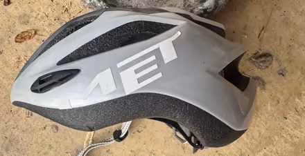 Photo of free Ladies cycling helmet and gloves (Beaconsfield HP9) #2