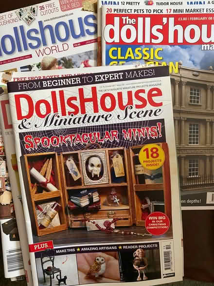 Photo of free Dolls House magazines (Odd Down) #1